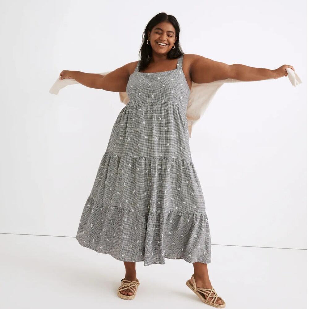Madewell Embroidered Tiered Midi Plus Dress in Gingham Check Size 1X